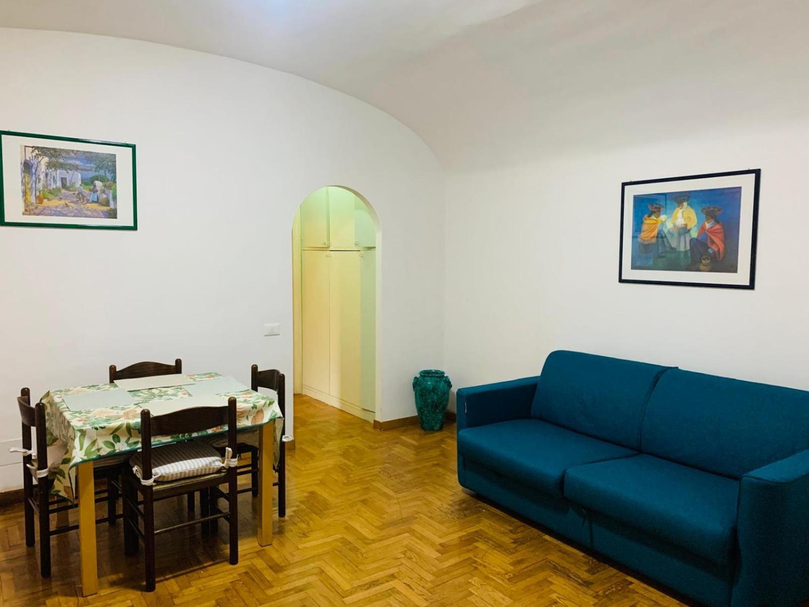 Vacanze Romane Colosseo Apartment Exterior foto